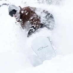 ABSOLUTE SNOW STORE 37 ABSOLUTE SNOW STORE -ABSOLUTE SNOW STORE fw23 gnu hyper dealer 0003copy